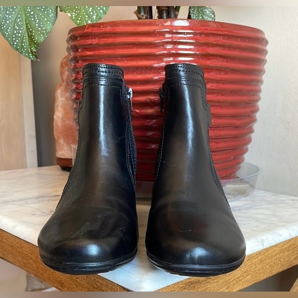 Cobb Hill Ankle Boots Laural Black Leather Woman’s Sz: 9.5 - Picture 2 of 12